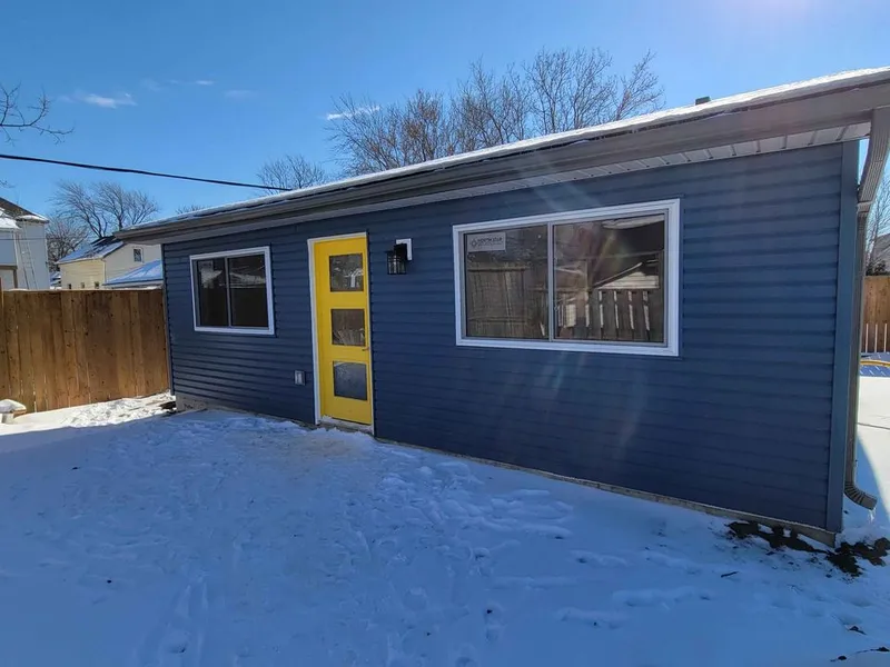Front of unit
